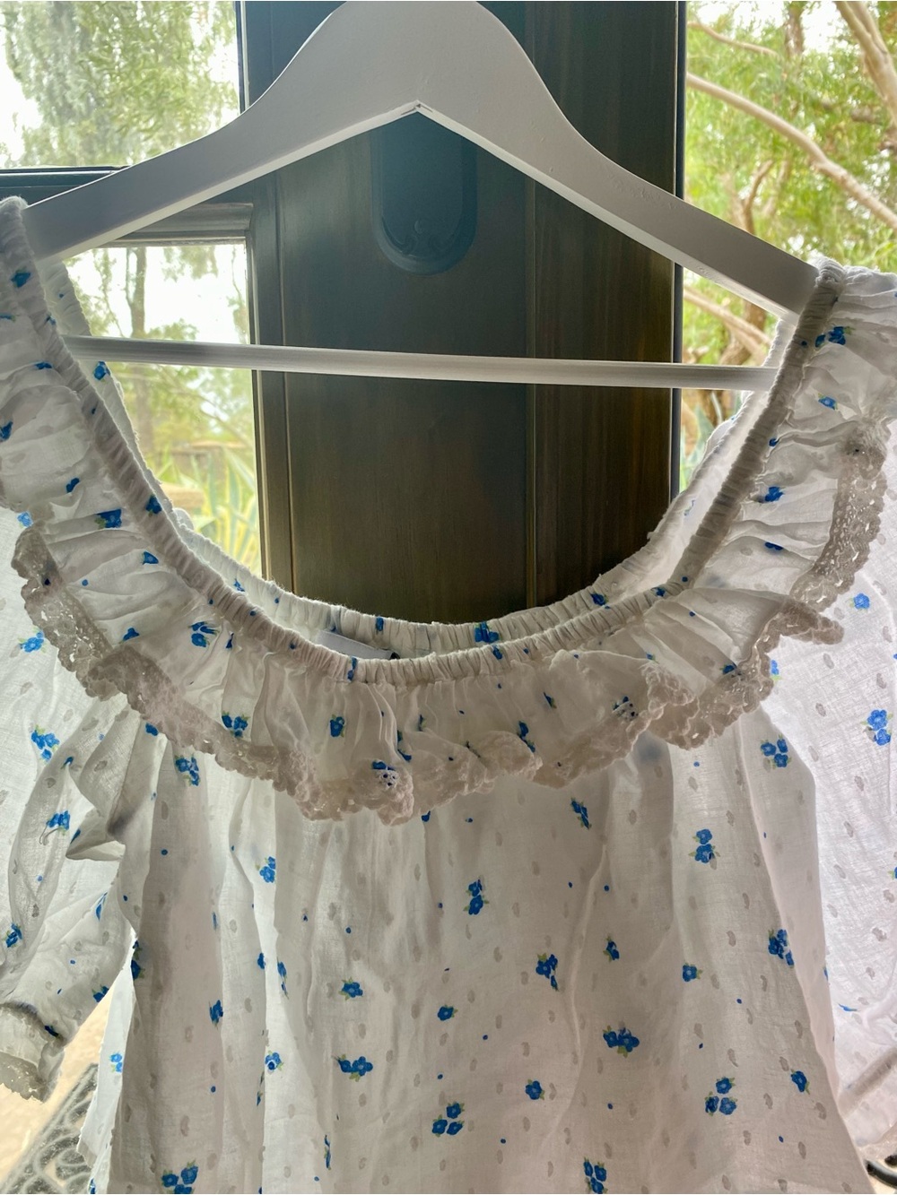 RIXO Cece French Petal Embroidery Pajamas / Top & Shorts Set $205 - Picture 6 of 9